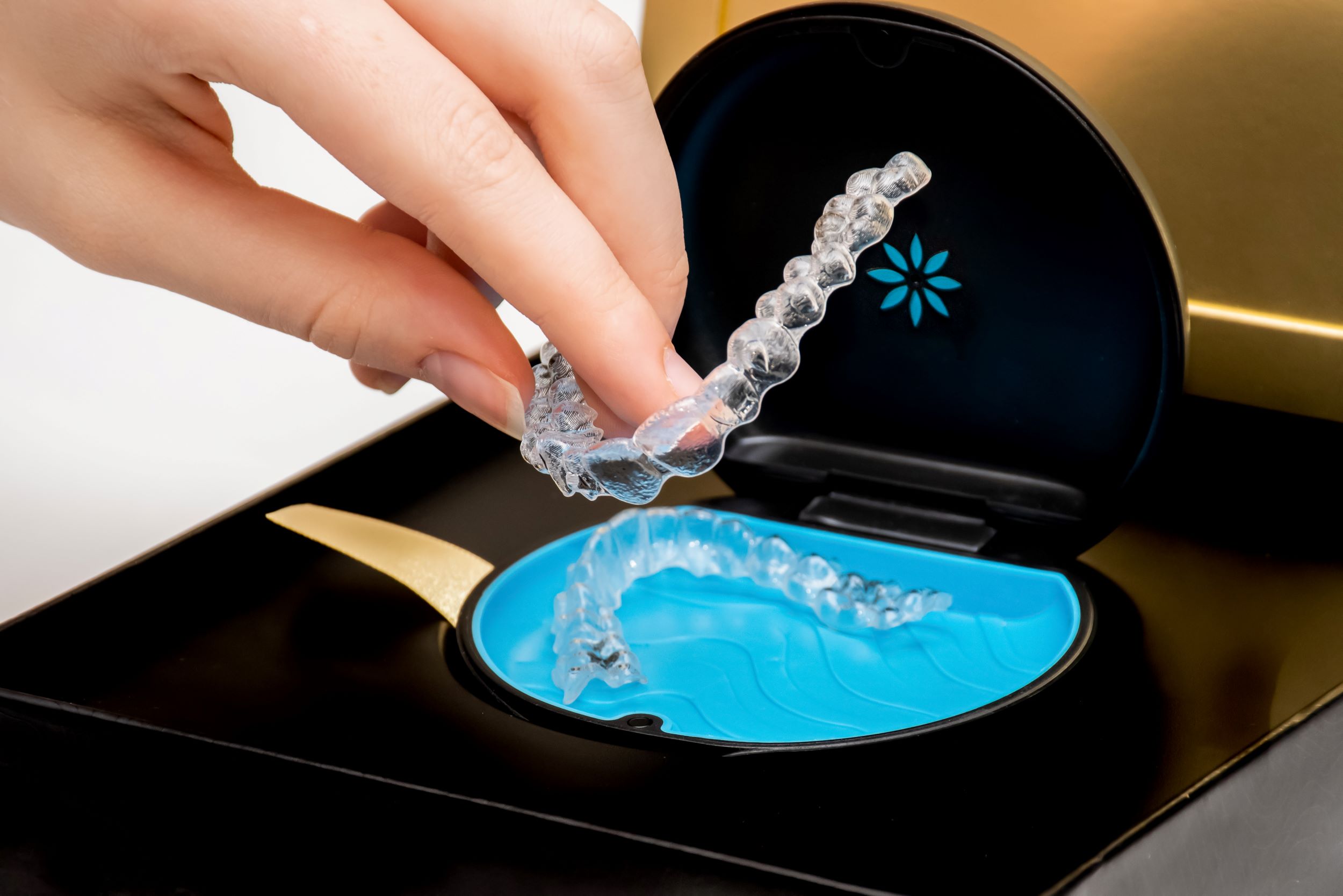 invisalign case